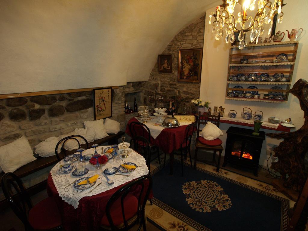 Le Petit Chateau Bed & Breakfast โดลเชอักกวา ภายนอก รูปภาพ